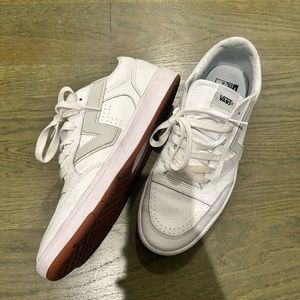 Vans Lowland ComfyCush Leather Shoe size 11